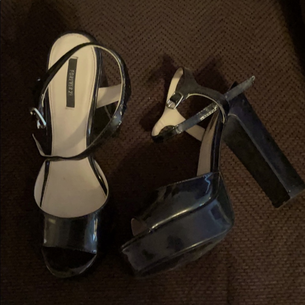 Dress sandals
